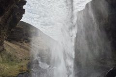 Rob van Eerd - IJsland - Achter de Kvernufoss