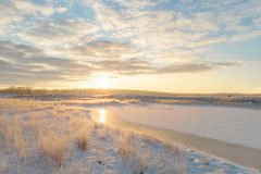 Ruud Engels - Gouden uurtje Kampina in sneeuwlandschap